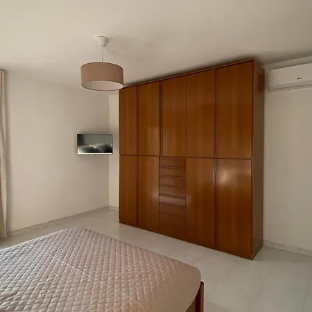 Holiday home Casale Giselle *